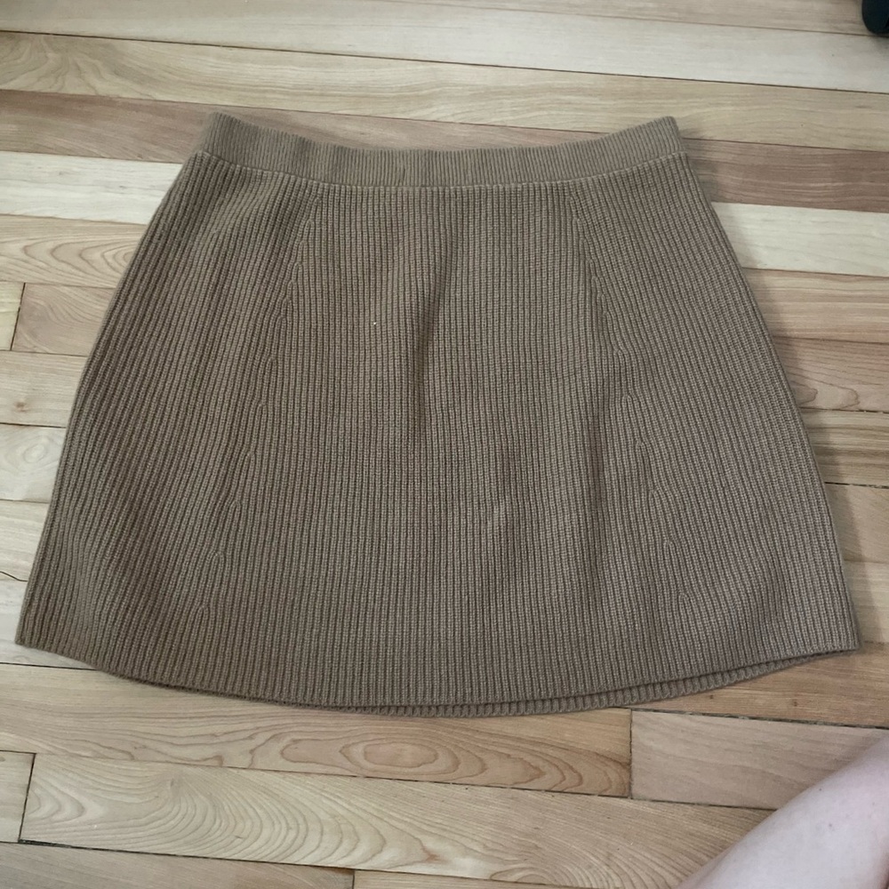 Uniqlo Wool Tan Ribbed Skirt - Picture 3 of 4